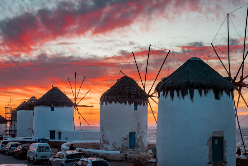 Insel Mykonos Windmühlen zum Sonnenuntergang
