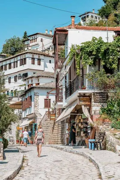 Thessalien Griechenland Makrinitsa Balkon des Pilion