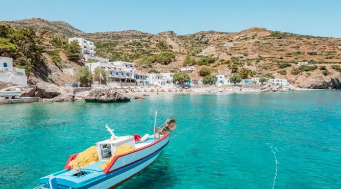 Griechenland Reisen Inselhuepfen Rundreise Segeln