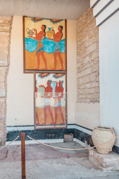 Knossos Wandmalereien Fresko Wassertraeger Suedpropylon