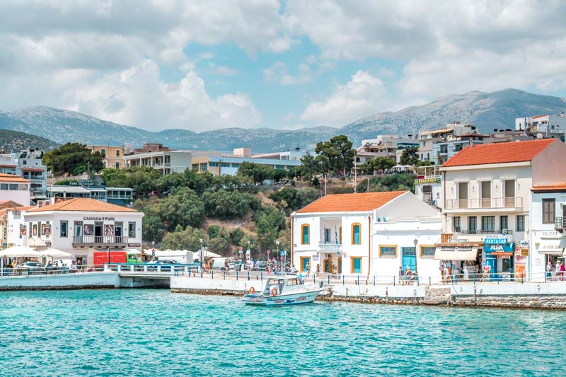 Agios Nikolaos Hafen Brücke Touristeninformation Kreta