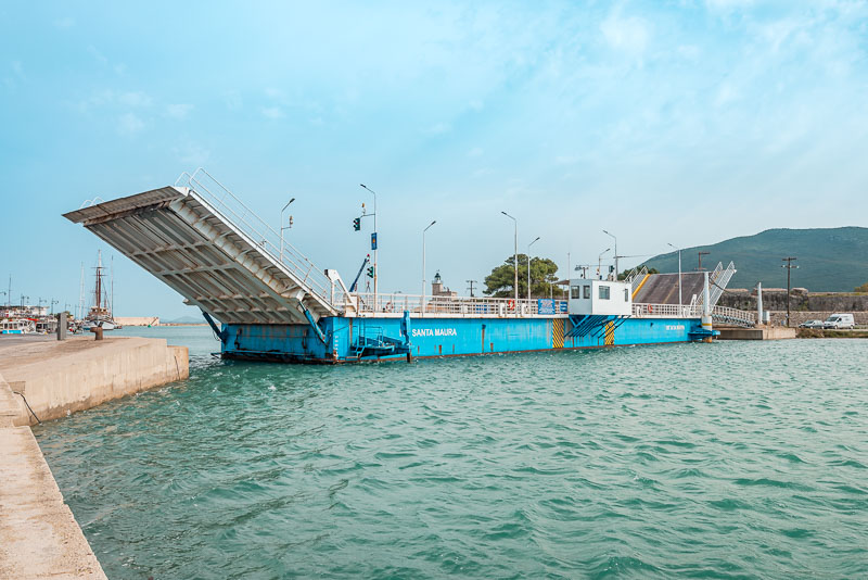 Lefkada Schwimmende Brücke Agia Mavra