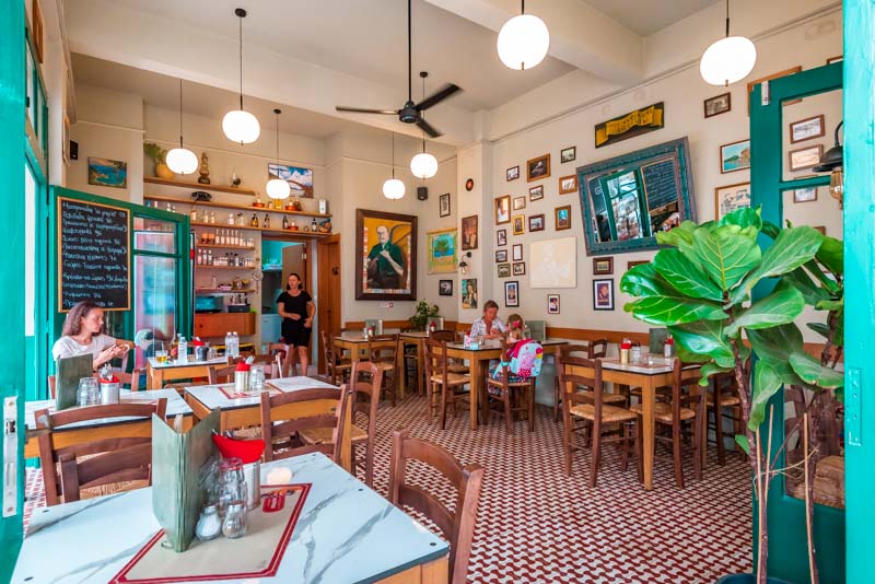 Stis Tsoukkas Nea Moudania Chalkidiki Restaurants