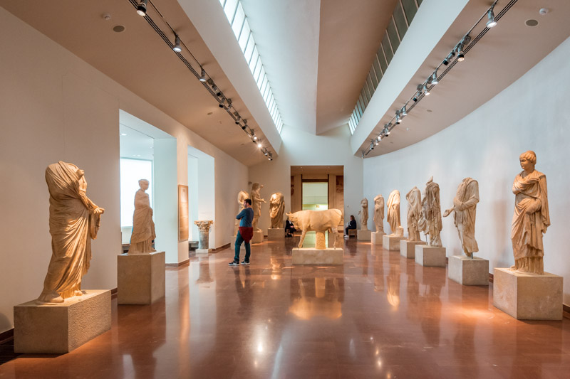 Museum von Olympia Marmor Stier Herodes