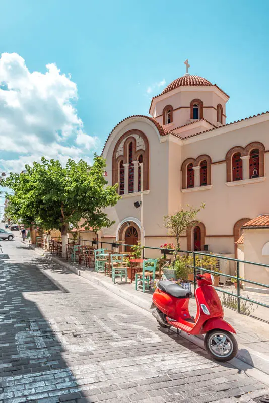 Agios Nikolaos Rundgang schöne Stadt Kreta