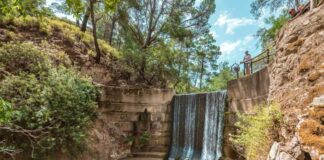 Sieben Quellen Rhodos Epta Piges Wasserfall