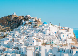 Pano Chora mit Kastro Serifos