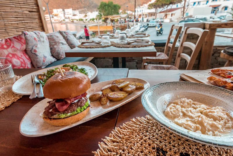 Restaurant Mirra Kythnos