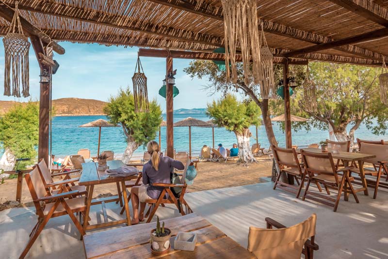 Vassilia Beach Bar Serifos Livadaki