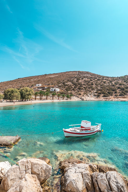 Naxos Bootstouren Panormos nach Rhina Höhle