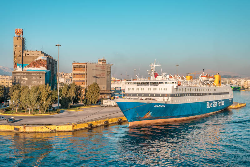Hafen Piräus Fähren griechische Inseln Kykladen