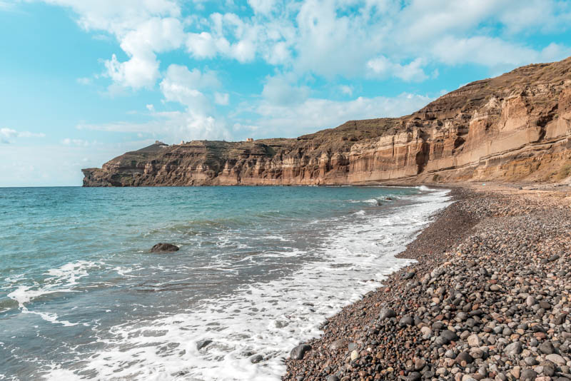 Santorini beaches • Our 9 most beautiful swimming spots